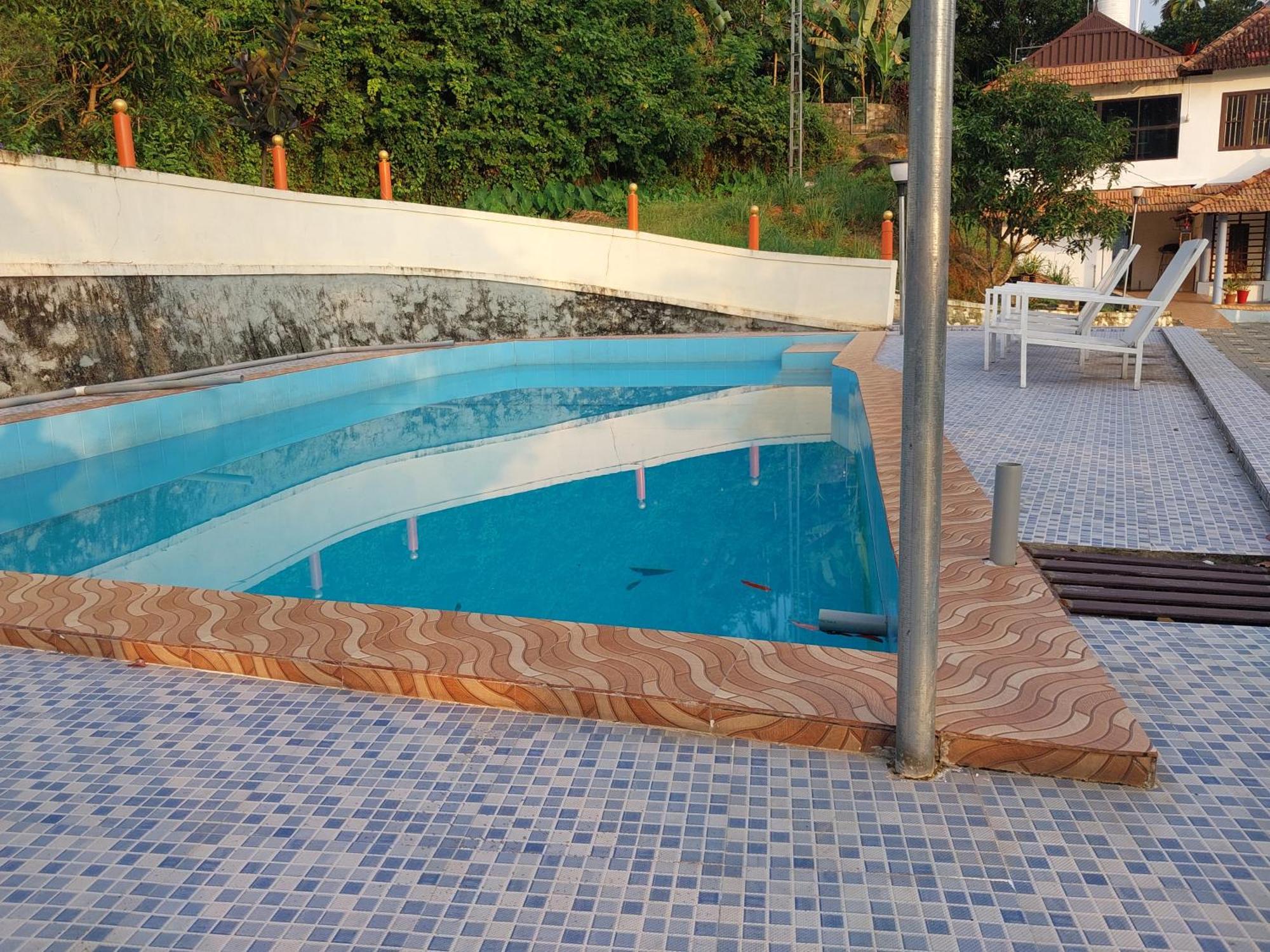 Stayberries River Rock Villa Athirapilly Kizhake Chālakudi المظهر الخارجي الصورة